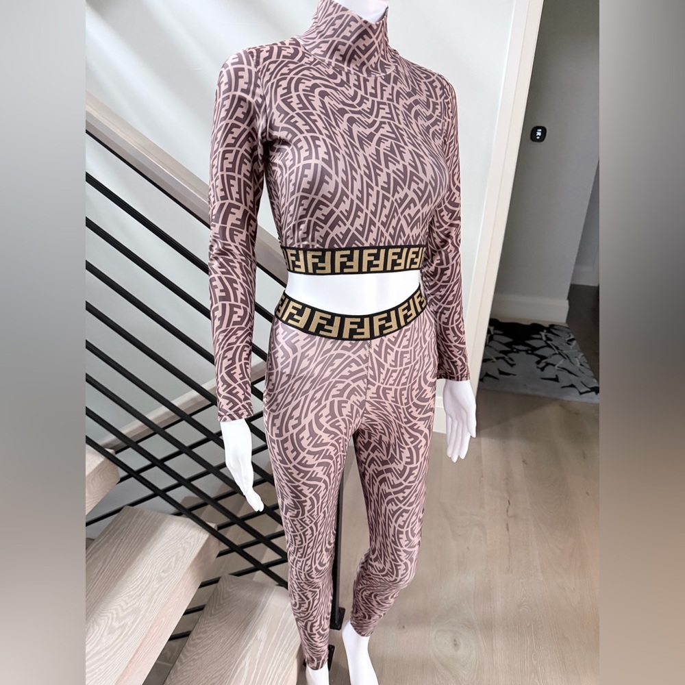 Fendi Geometric Matching Leggings Set - Brown and Black size XS/S - Picture 5 of 16